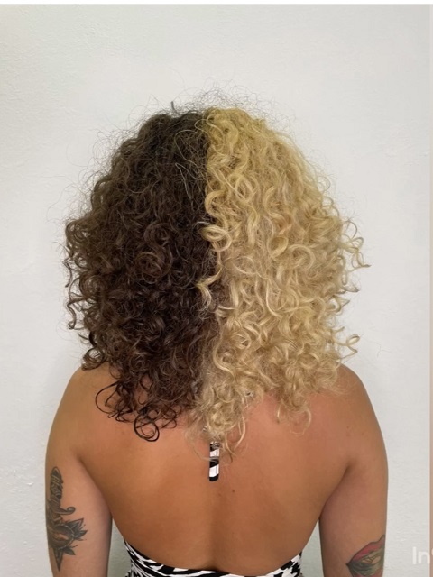Curly con coloración half & half