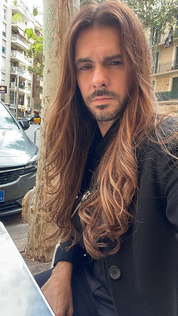 Arnau Macarro, experto en extensiones titulado por Hairdreams
