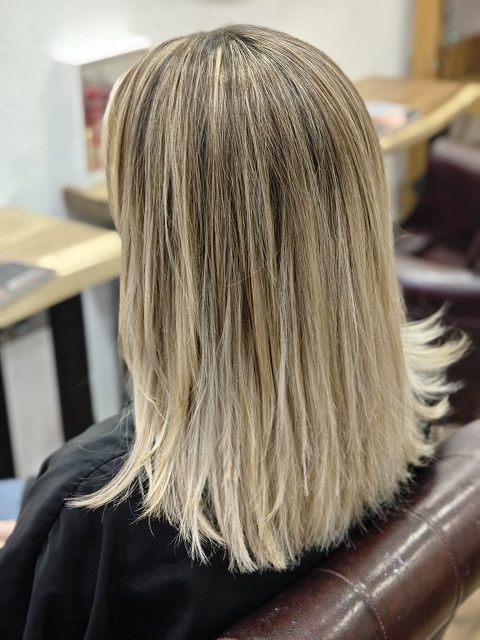 La misma melena gana en densidad con extensiones totalmente invisibles.
